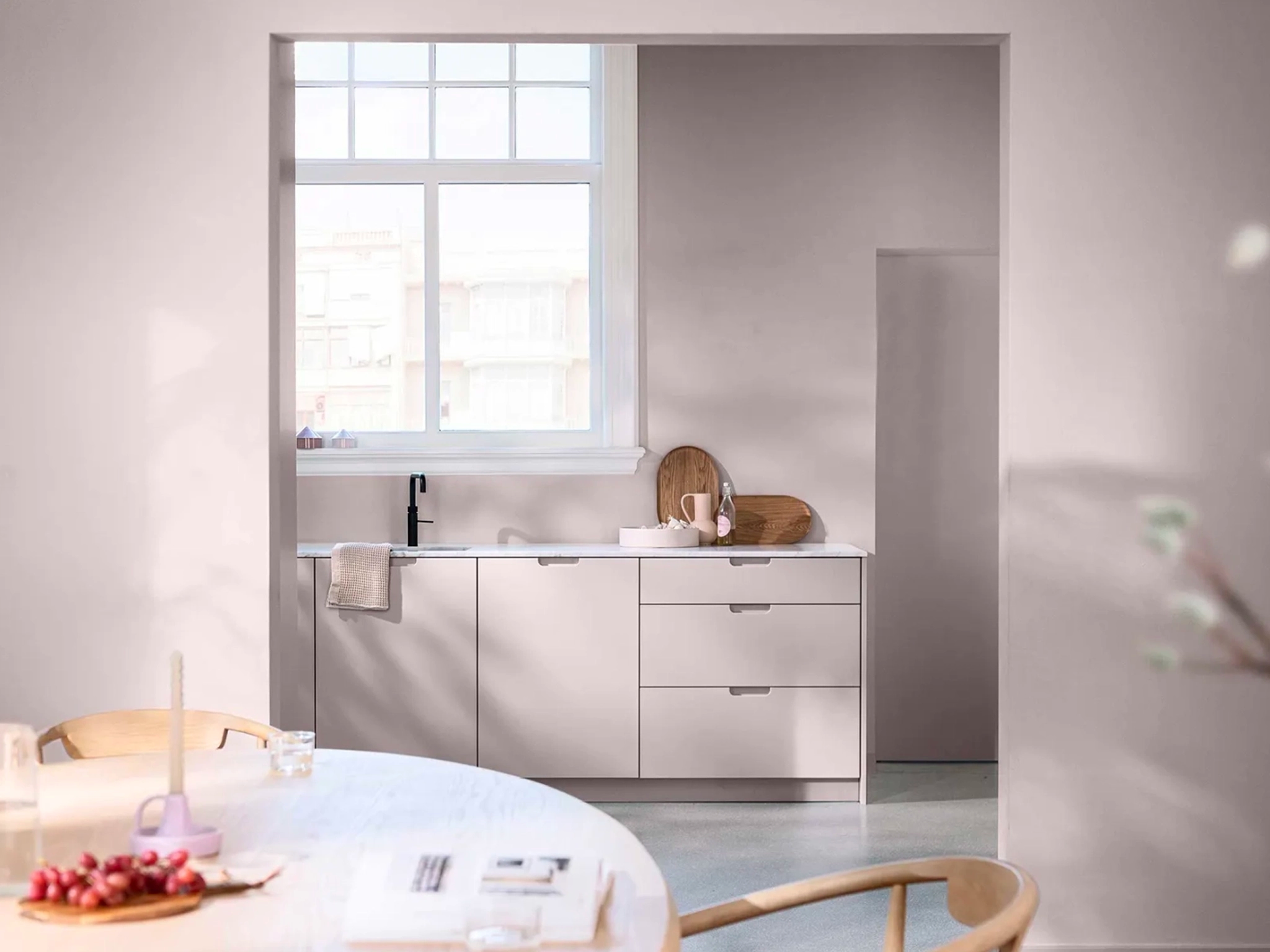 One of the world's favourite paint brands, known for exceptional quality and diverse finishes.